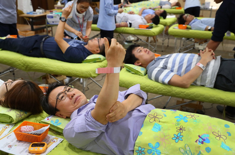 보건복지부 직원들 헌혈 사진5