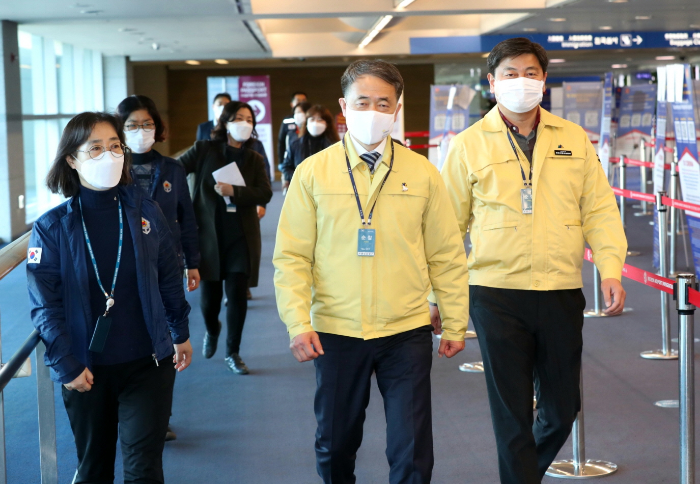 박능후 보건복지부 장관, 코로나19 해외입국 현장 점검(12.17) 사진6