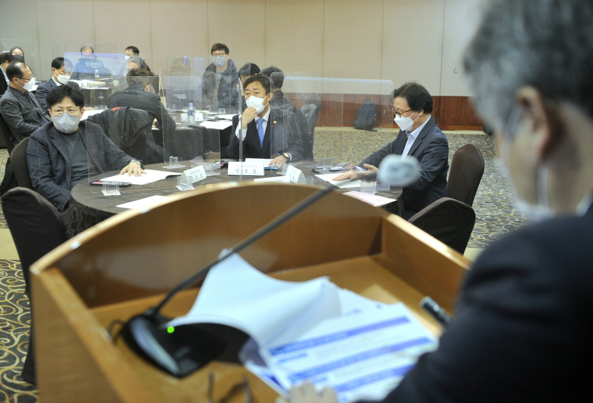 장사정책협의체 핵심과제 논의를 위한 토론회 개최(12.10) 사진13