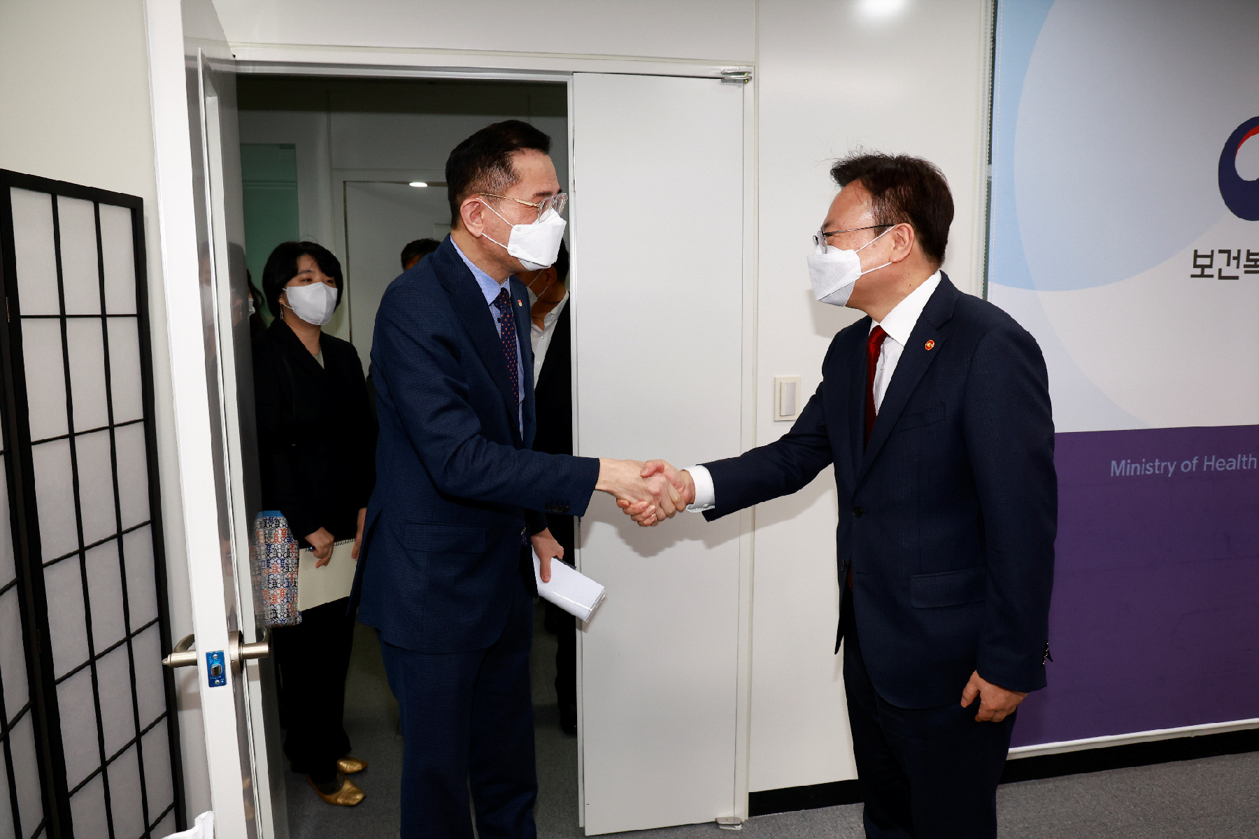 조규홍 보건복지부 장관, 주한 싱가포르대사와 양국간 보건의료 협력방안 논의 사진1