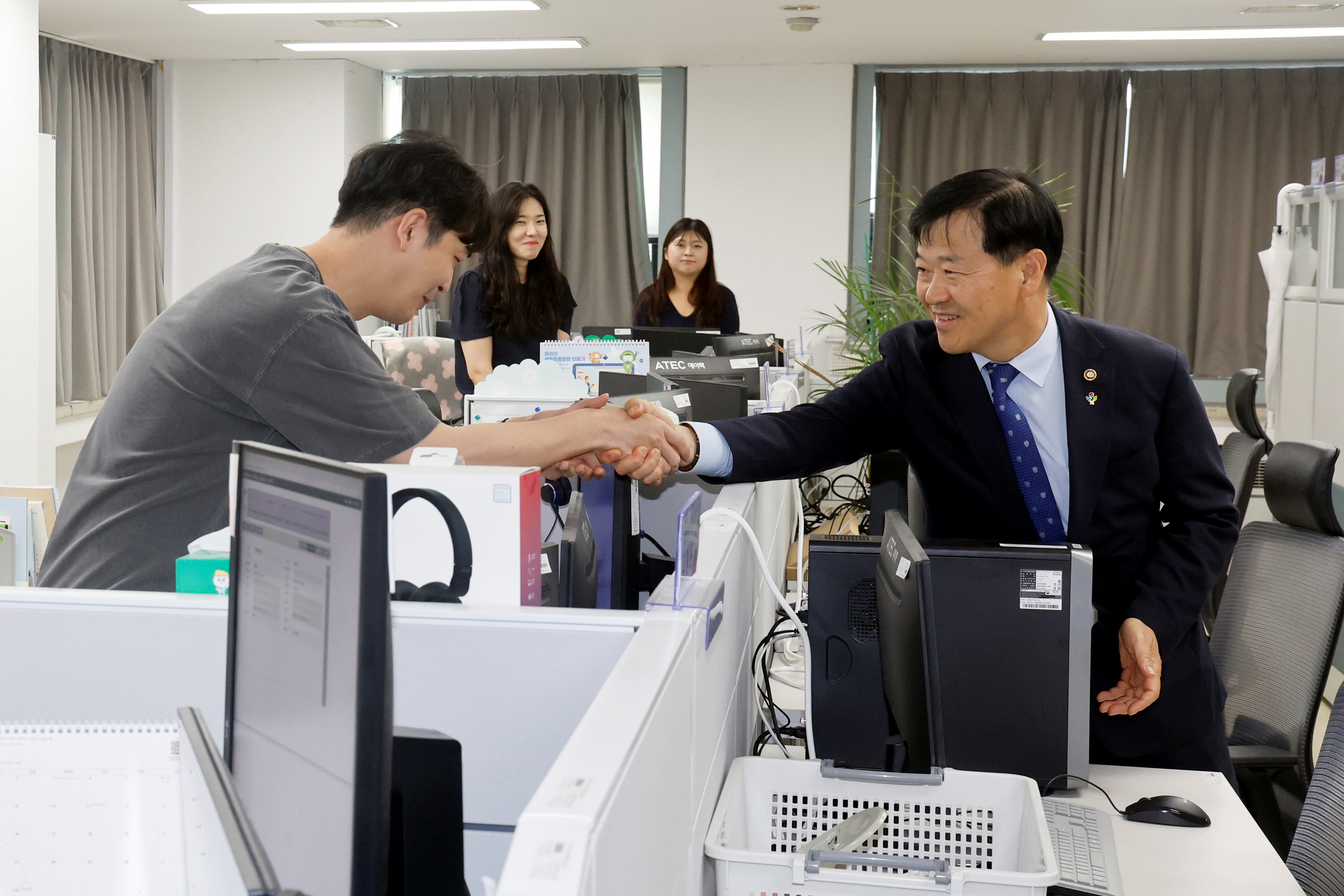 KMI, 109 상담 인력 마음 건강 위해 1억 원 기부 사진5