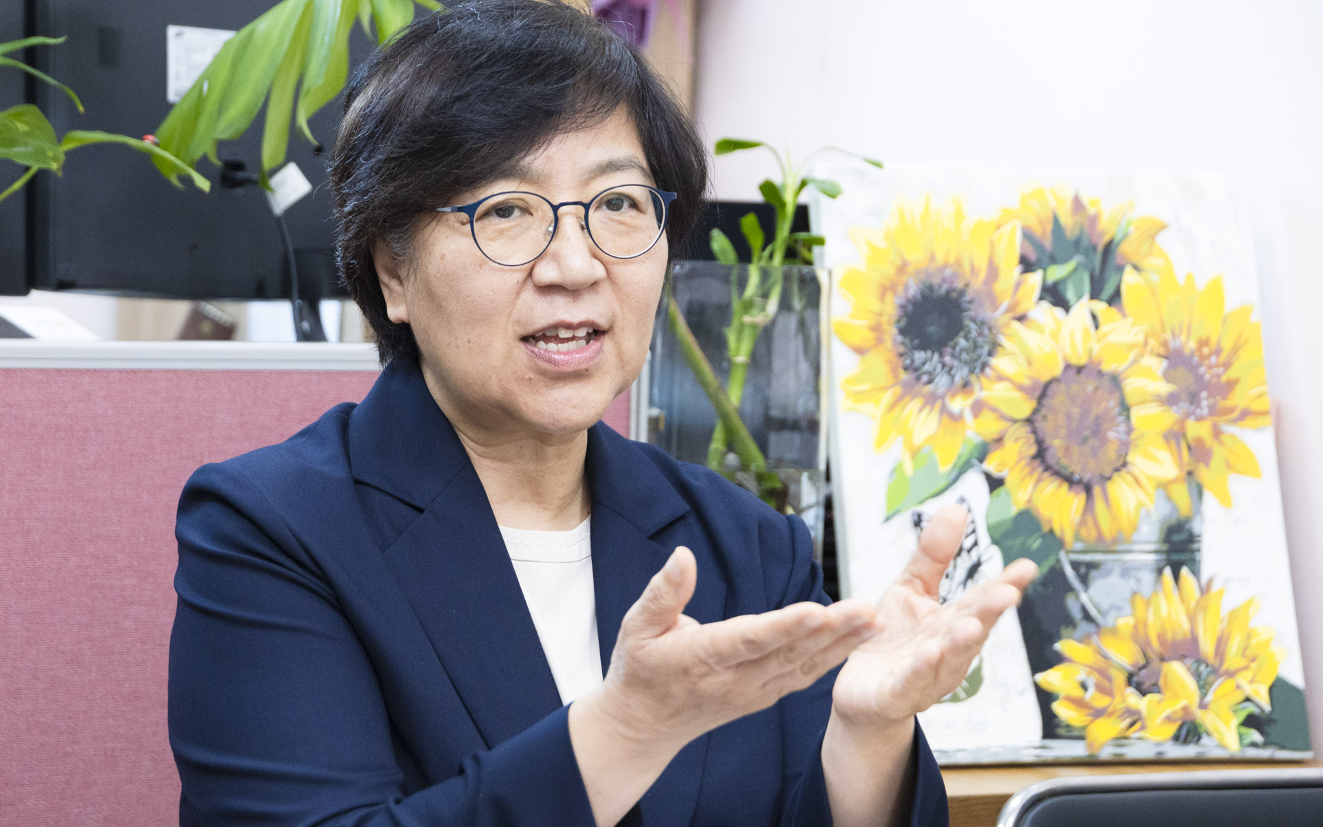 장관, 여름방학 초등 틈새돌봄 현장 찾아 아이들 점심 배식 및 운영 점검 사진3