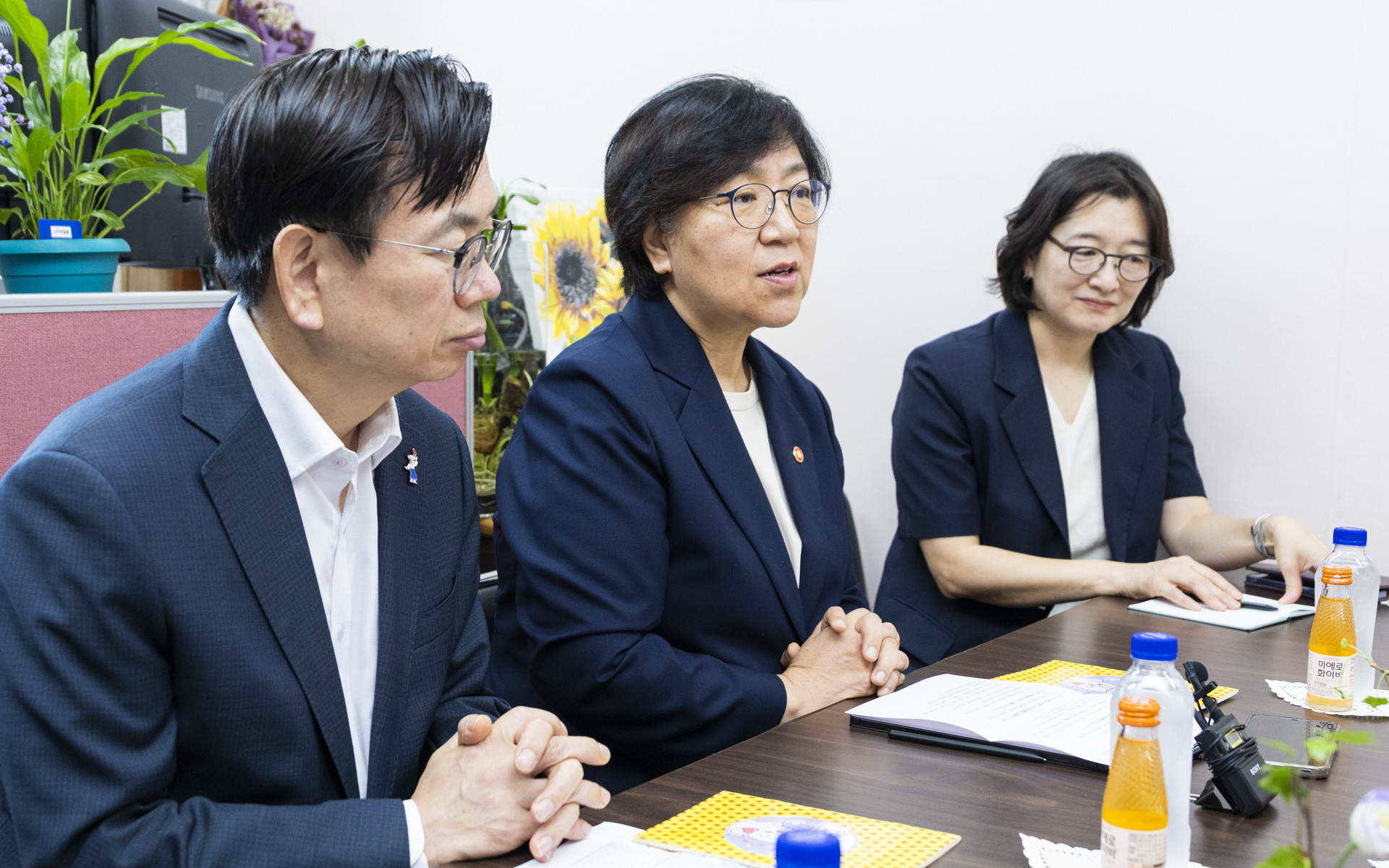 장관, 여름방학 초등 틈새돌봄 현장 찾아 아이들 점심 배식 및 운영 점검 사진7