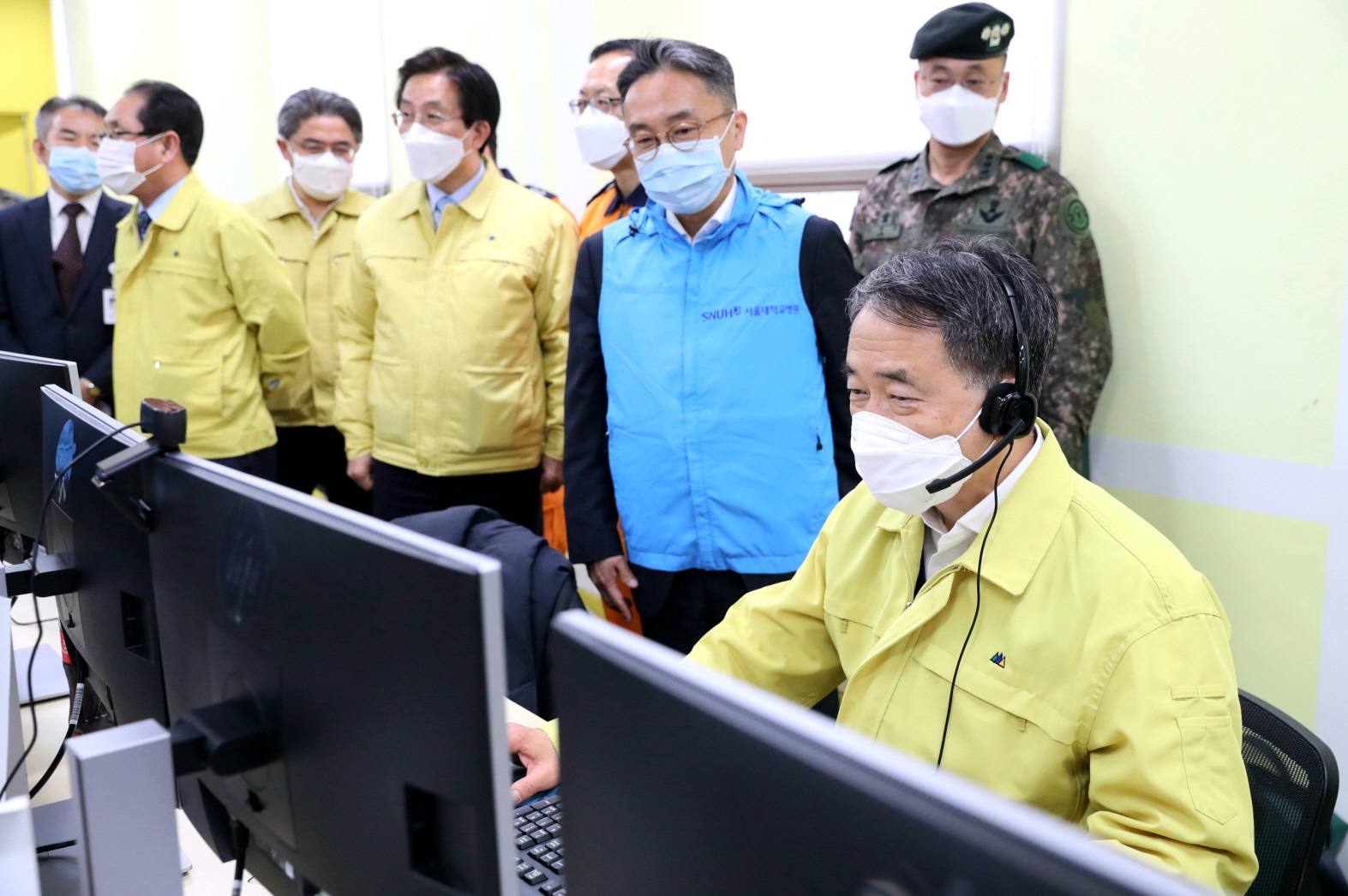 Park Neung-hoo, Vice Head 1 of the Central Disaster and Safety Countermeasures Headquarters, Attends the Opening Ceremony of the Gyeongbuk Daegu 3 Community Treatment Center (Mun-gyeong Seoul National University Hospital Training Center) 사진9