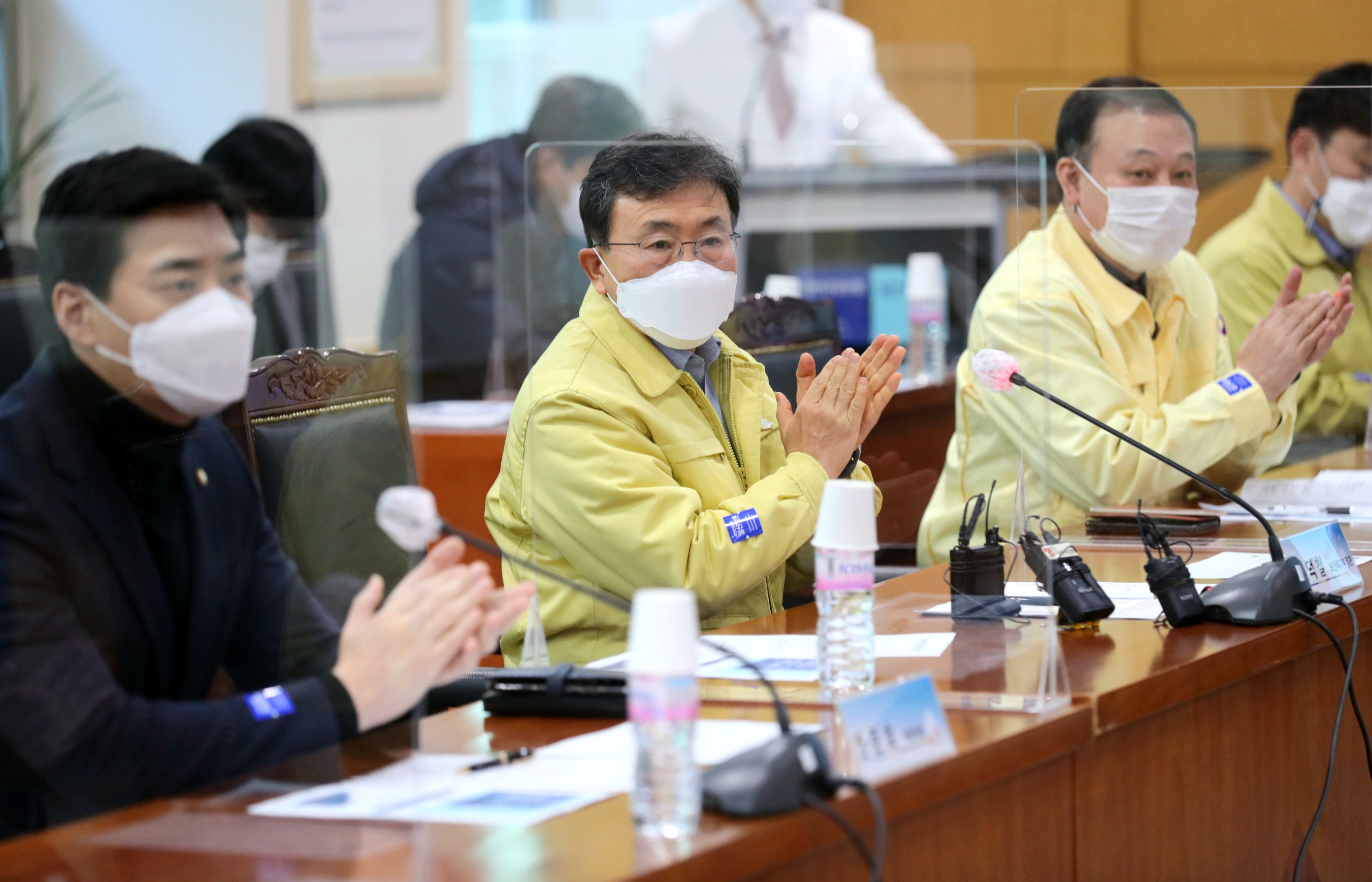 Minister Kwon Checks Hospital Networks in North Gyeonggi for COVID-19 Treatment (January 3) 사진1