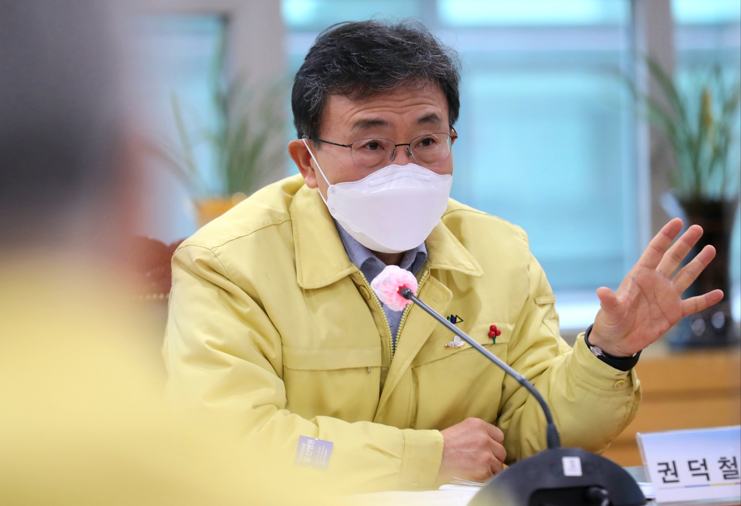 Minister Kwon Checks Hospital Networks in North Gyeonggi for COVID-19 Treatment (January 3) 사진2