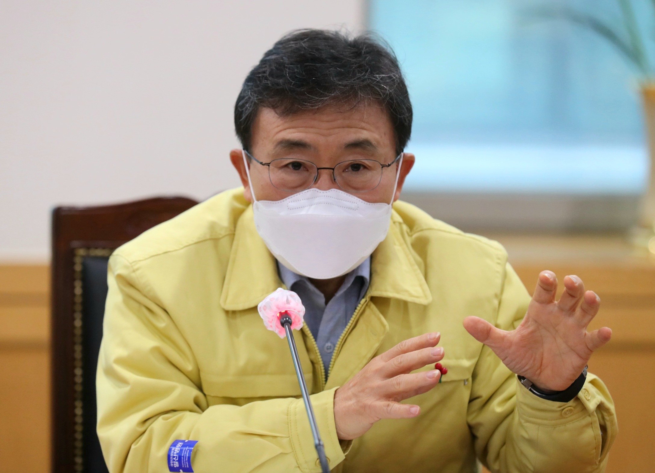 Minister Kwon Checks Hospital Networks in North Gyeonggi for COVID-19 Treatment (January 3) 사진3