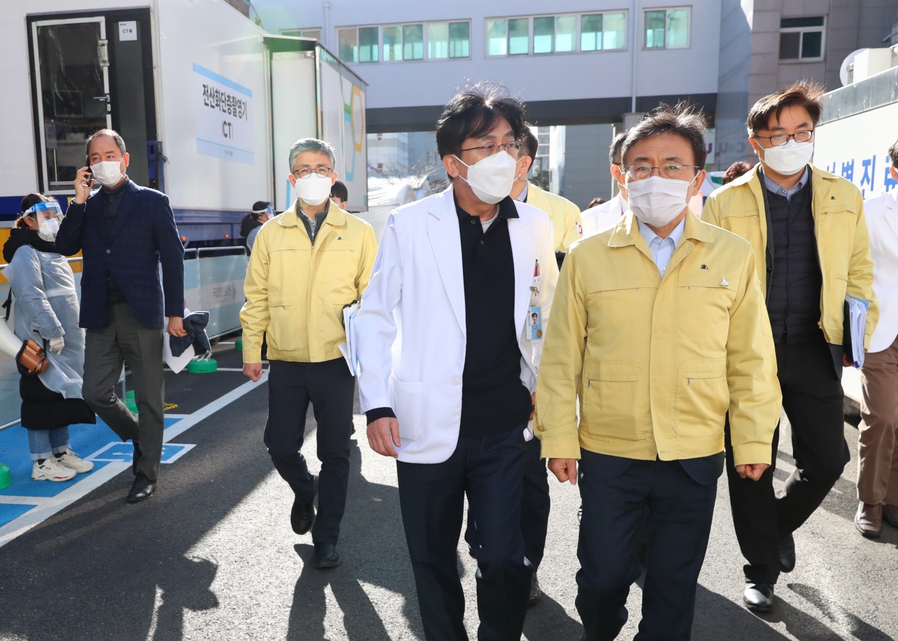 Minister Kwon Visits Joint Situation Room in Seoul Area 사진14